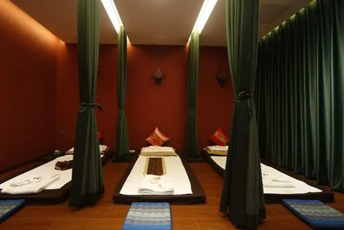 杭州钱塘泰式按摩的被动瑜伽：当身体被折叠成诗